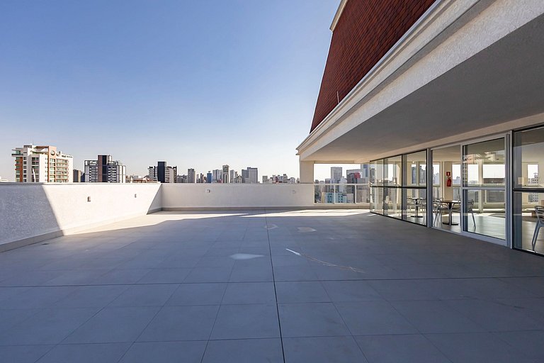 Studio Super Completo Com Sacada no Centro-MAN0410