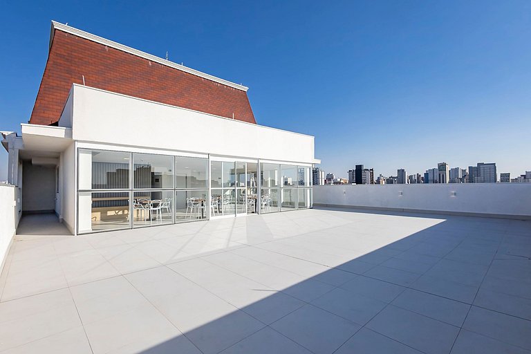 Studio Super Completo Com Sacada no Centro-MAN0410