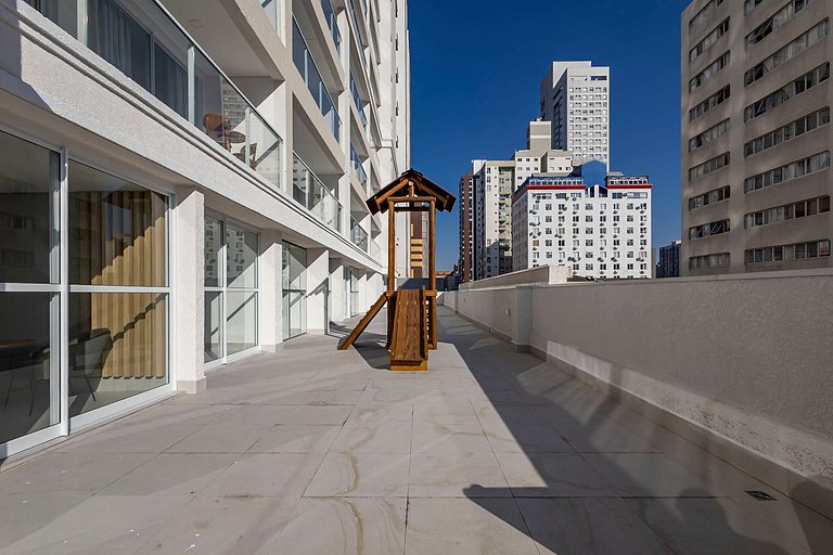 Studio Super Completo Com Sacada no Centro-MAN1005