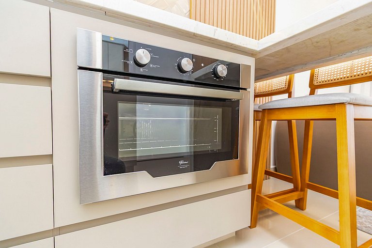 Apartamento Refinado c/ Vaga de Garagem - MUV1313