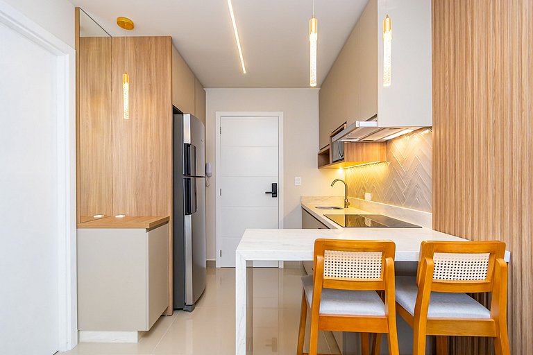 Apartamento Refinado c/ Vaga de Garagem - MUV1313