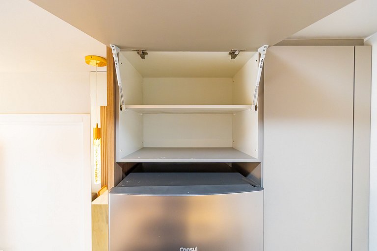 Apartamento Refinado c/ Vaga de Garagem - MUV1313