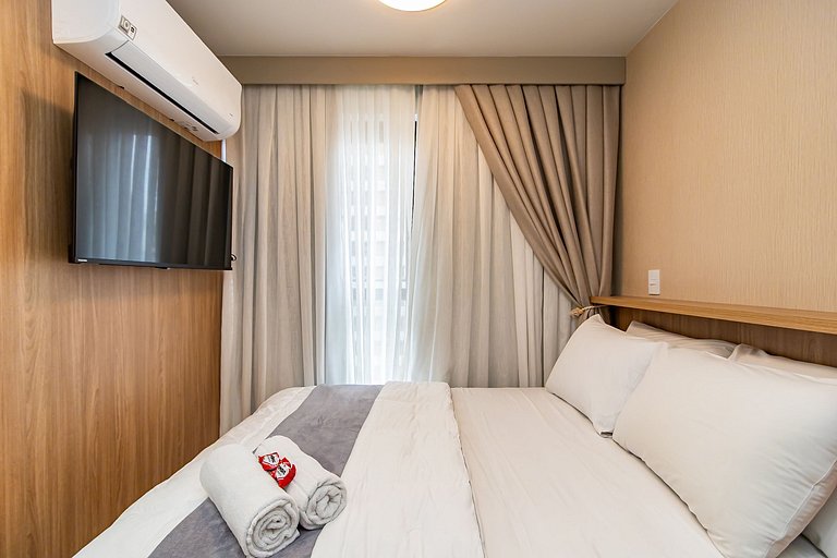 Apartamento Refinado c/ Vaga de Garagem - MUV1313