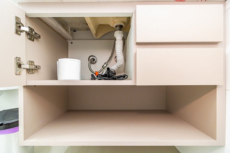 Apartamento Refinado c/ Vaga de Garagem - MUV1313