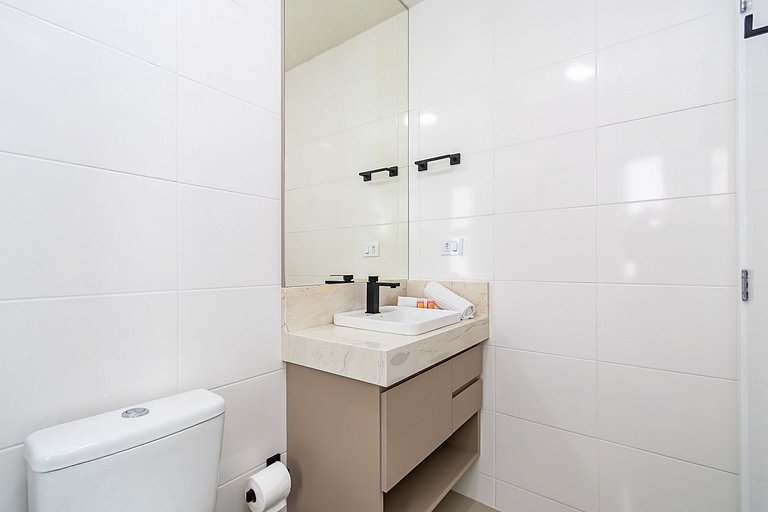 Apartamento Refinado c/ Vaga de Garagem - MUV1313