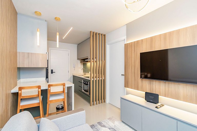 Apto de 1q Completíssimo com Garagem - MUV1603