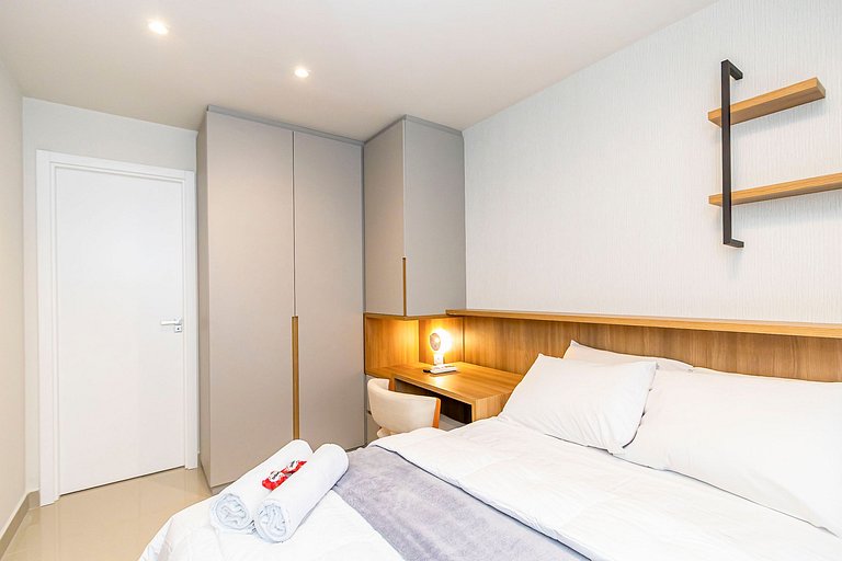 Apto de 1q Completíssimo com Garagem - MUV1603