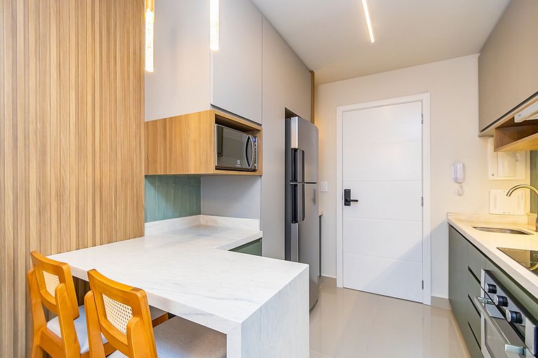 Apto de 1q Completíssimo com Garagem - MUV1603