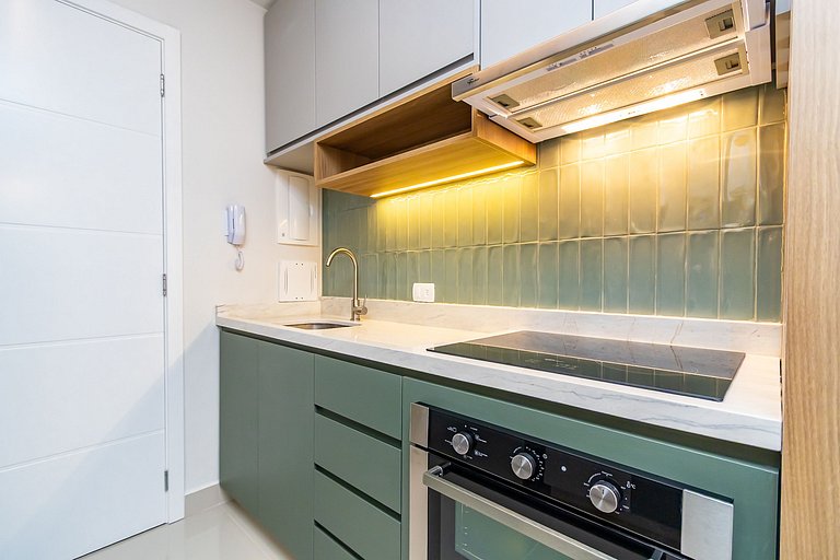 Apto de 1q Completíssimo com Garagem - MUV1603