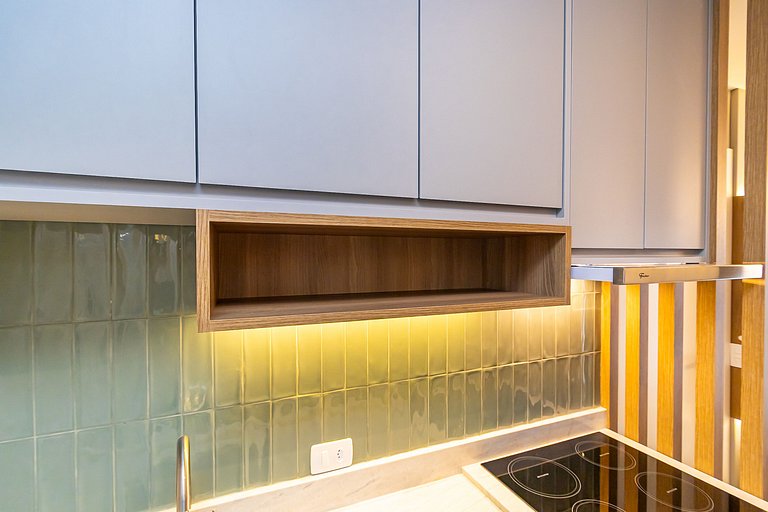 Apto de 1q Completíssimo com Garagem - MUV1603