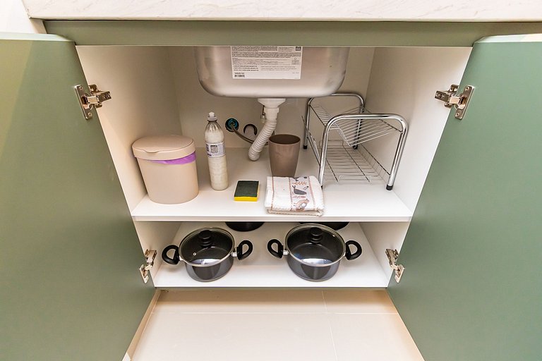 Apto de 1q Completíssimo com Garagem - MUV1603