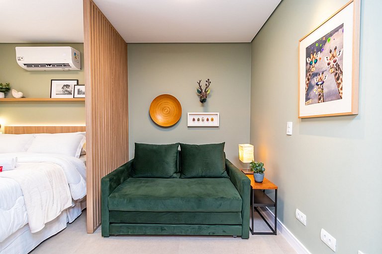 Studio Completo p/ 4 pessoas no All Batel -BAT1714