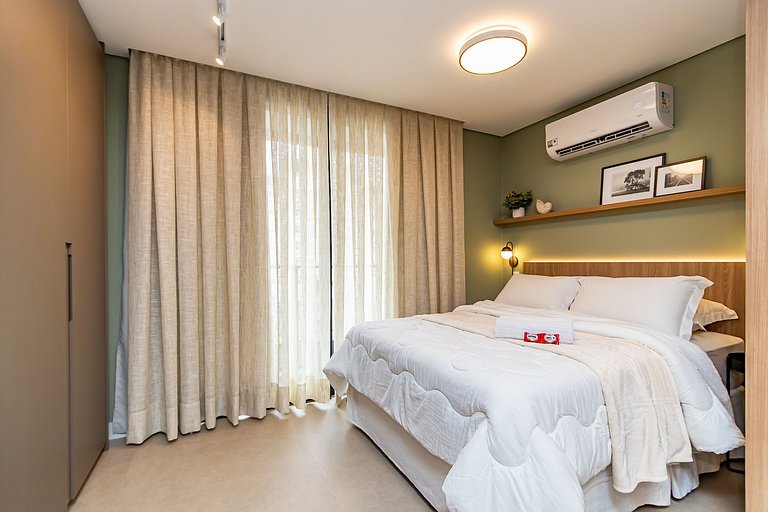 Studio Completo p/ 4 pessoas no All Batel -BAT1714