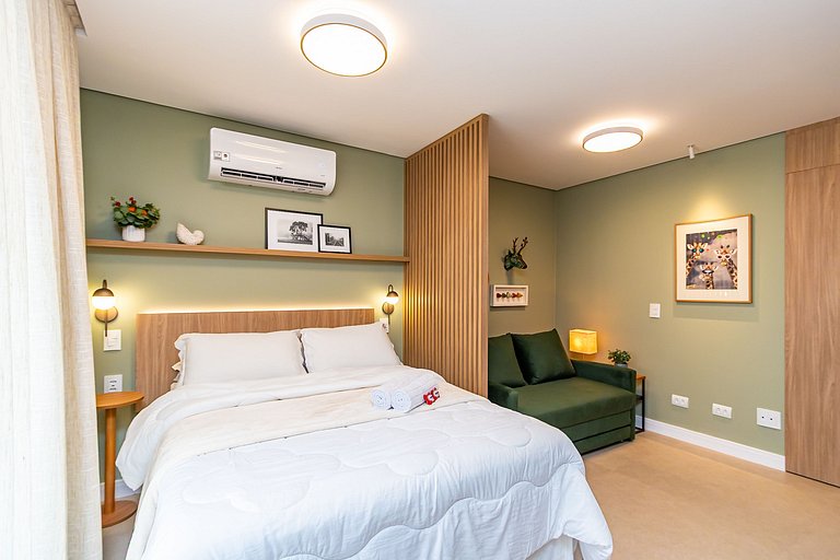 Studio Completo p/ 4 pessoas no All Batel -BAT1714