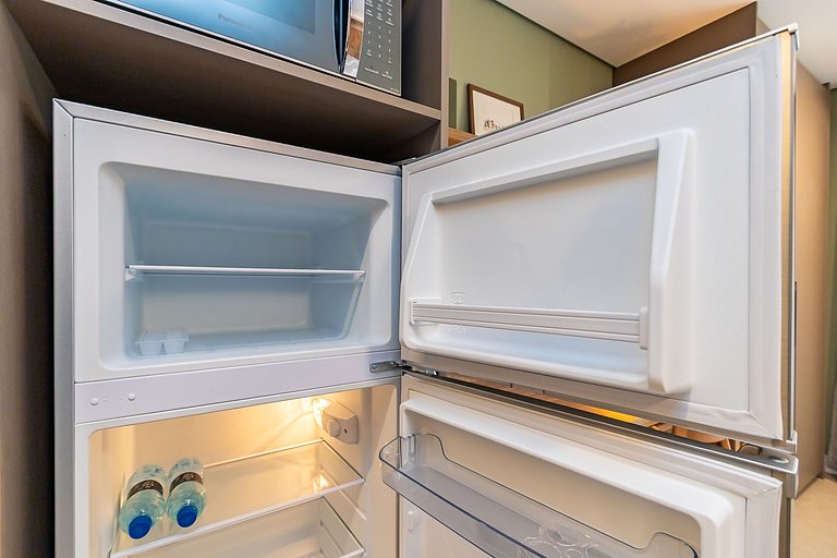 Studio Completo p/ 4 pessoas no All Batel -BAT1714