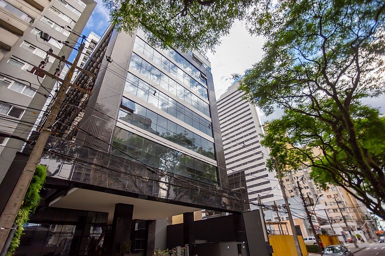 Studio Completo p/ 4 pessoas no All Batel -BAT1714