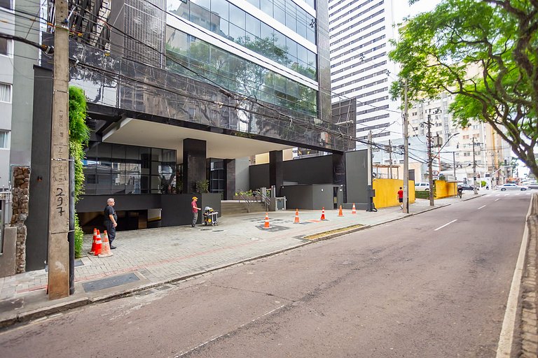 Studio Completo p/ 4 pessoas no All Batel -BAT1714