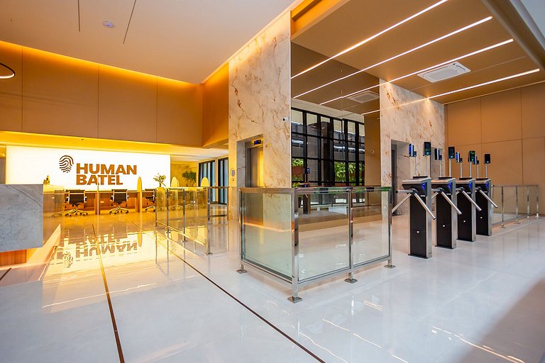 Studio Completo p/ 4 pessoas no All Batel -BAT1714