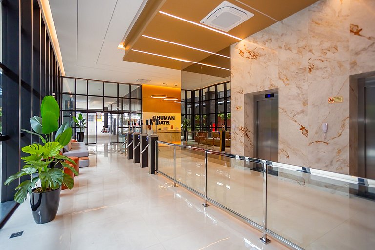 Studio Completo p/ 4 pessoas no All Batel -BAT1714