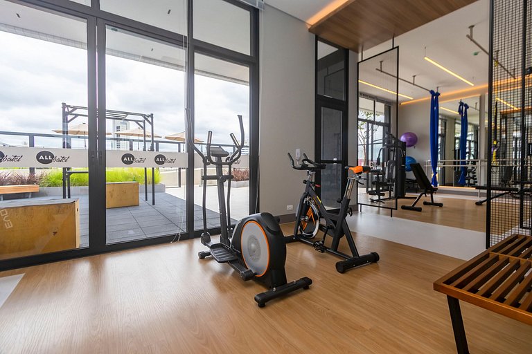 Studio Completo p/ 4 pessoas no All Batel -BAT1714