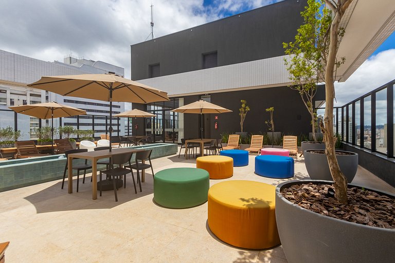 Studio Completo p/ 4 pessoas no All Batel -BAT1714