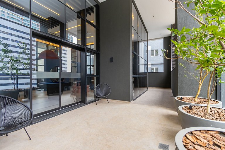 Studio Completo p/ 4 pessoas no All Batel -BAT1714