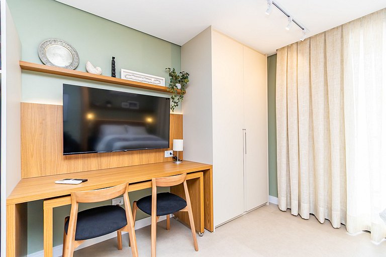 Studio Premium em Prédio com Piscina - BAT1814