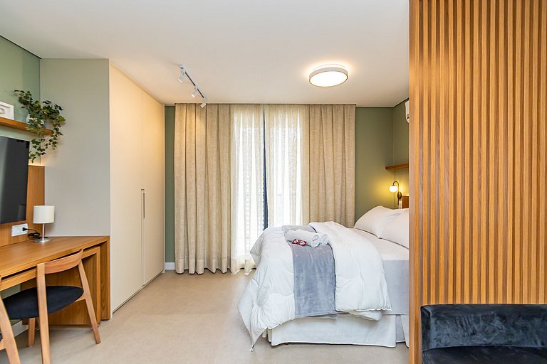 Studio Premium em Prédio com Piscina - BAT1814