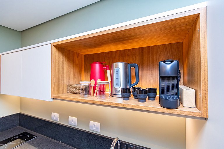 Studio Premium em Prédio com Piscina - BAT1814