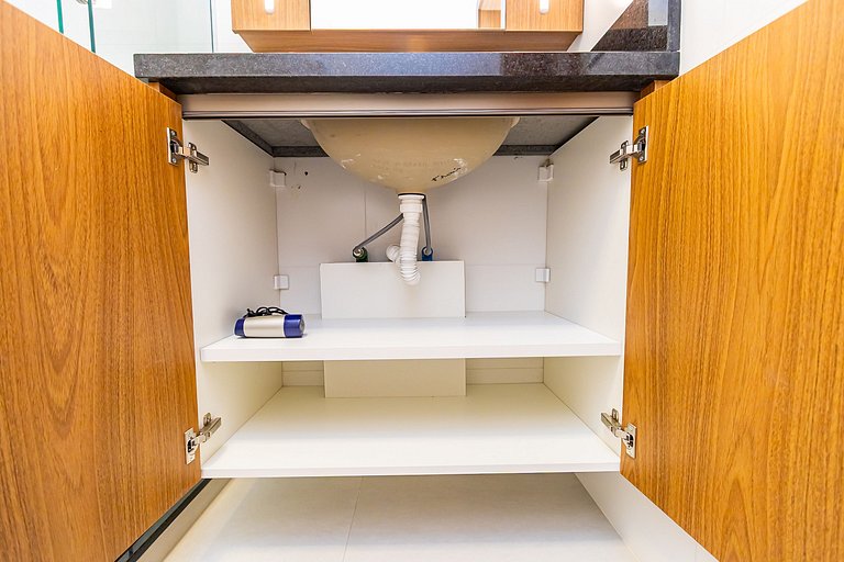 Studio Premium em Prédio com Piscina - BAT1814