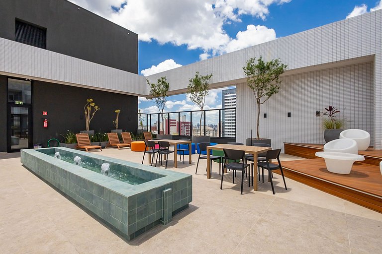 Studio Premium em Prédio com Piscina - BAT1814