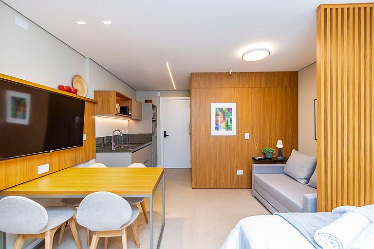 Studio Premium p/ 4 pessoas no All Batel - BAT1816