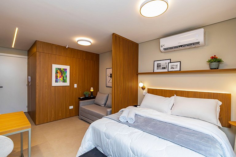 Studio Premium p/ 4 pessoas no All Batel - BAT1816