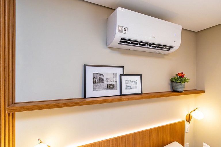 Studio Premium p/ 4 pessoas no All Batel - BAT1816