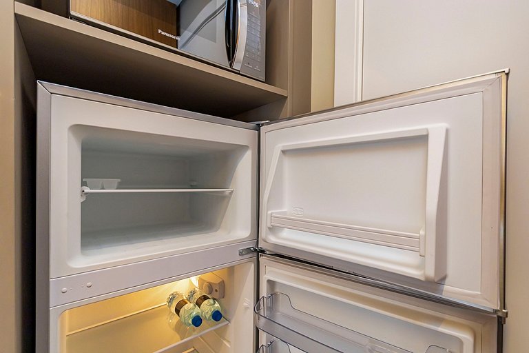 Studio Premium p/ 4 pessoas no All Batel - BAT1816