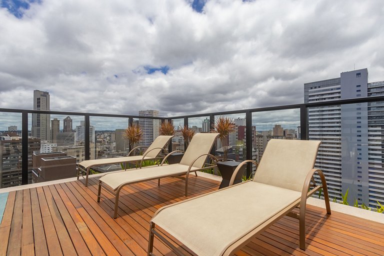 Studio Premium p/ 4 pessoas no All Batel - BAT1816