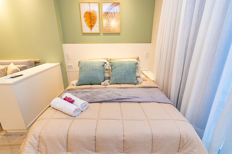 Studio Premium p/ 4 pessoas no All Batel - BAT1316