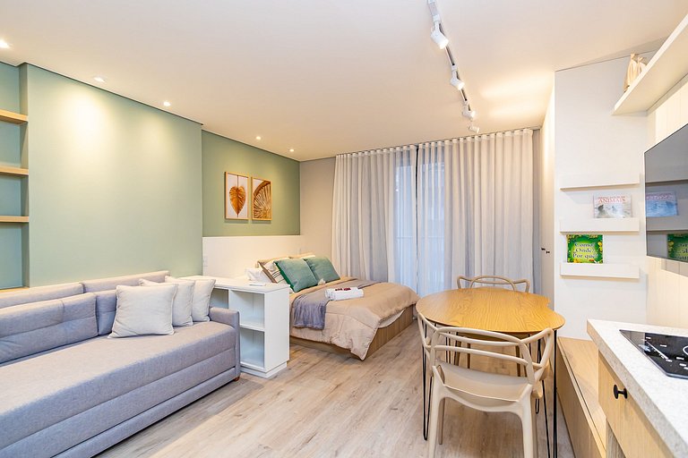 Studio Premium p/ 4 pessoas no All Batel - BAT1316