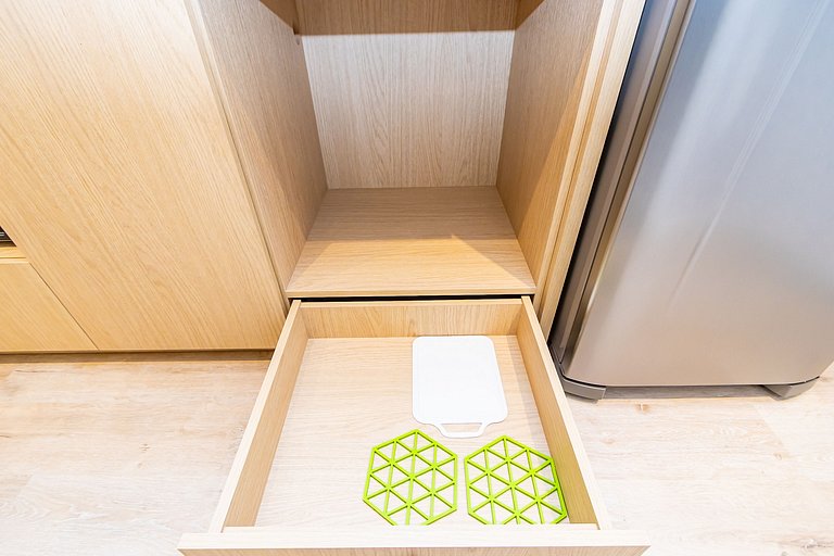 Studio Premium p/ 4 pessoas no All Batel - BAT1316