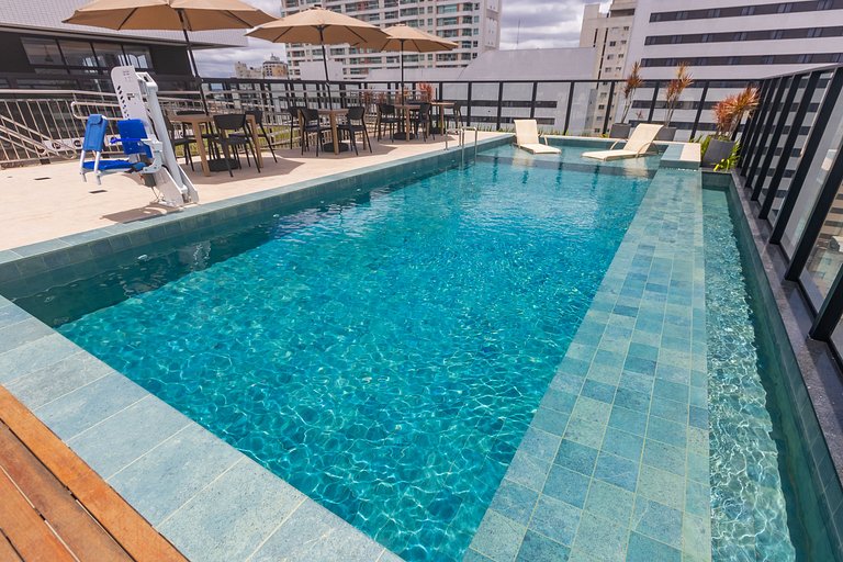 Studio Premium p/ 4 pessoas no All Batel - BAT1316