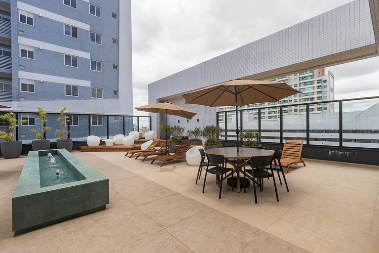 Studio Premium p/ 4 pessoas no All Batel - BAT1316