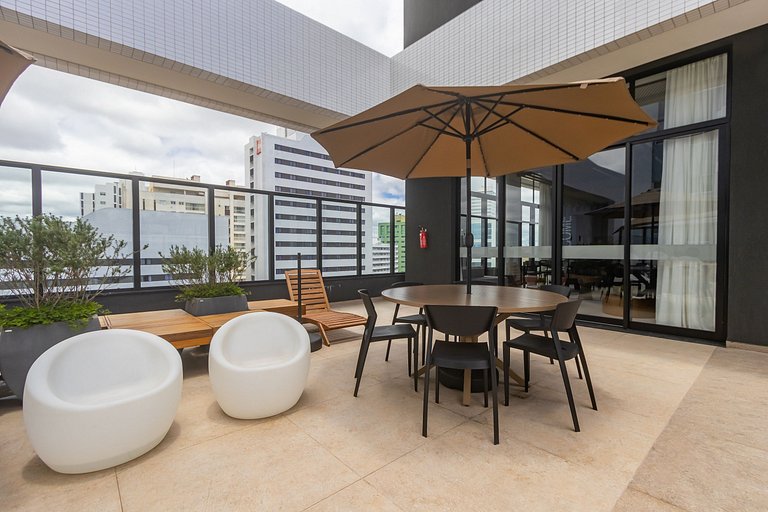 Studio Premium p/ 4 pessoas no All Batel - BAT1316