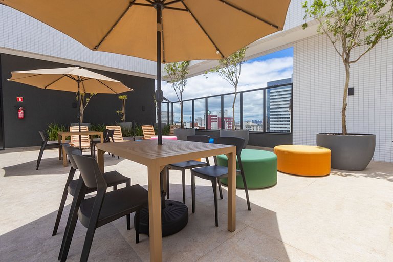 Studio Premium p/ 4 pessoas no All Batel - BAT1316