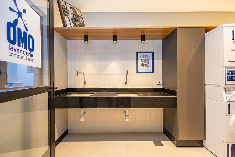 Studio Completo com Garagem no Batel - SOH0303