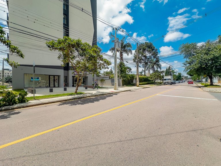 Studio com 2 Camas de Casal e Garagem - EIX0705