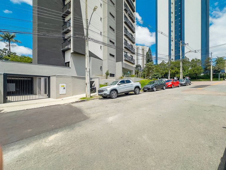 Studio com 2 Camas de Casal e Garagem - EIX0705