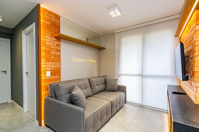 Apto Refinado com 2 quartos e Vaga - SOU0408A