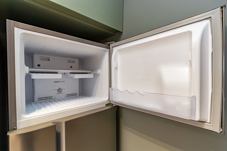 Apto Refinado com 2 quartos e Vaga - SOU0408A