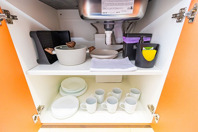 Apto Refinado com 2 quartos e Vaga - SOU0408A