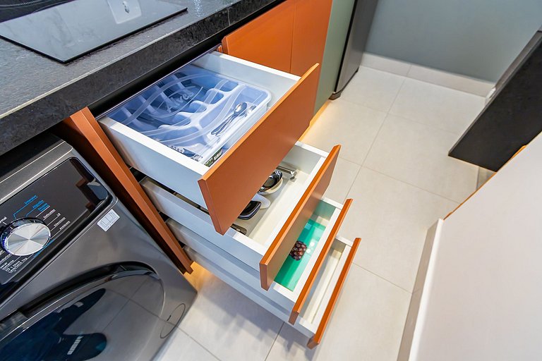 Apto Refinado com 2 quartos e Vaga - SOU0408A